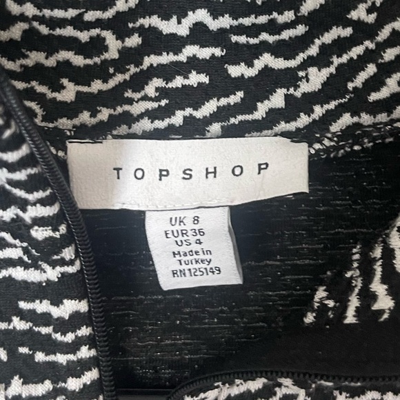 TOPSHOP CROP TOP Zebra 🦓 Print Zip up Mock Neck Top - Picture 4 of 5